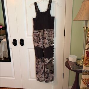 Under Armour kids cold gear Camouflage Jumpsuit